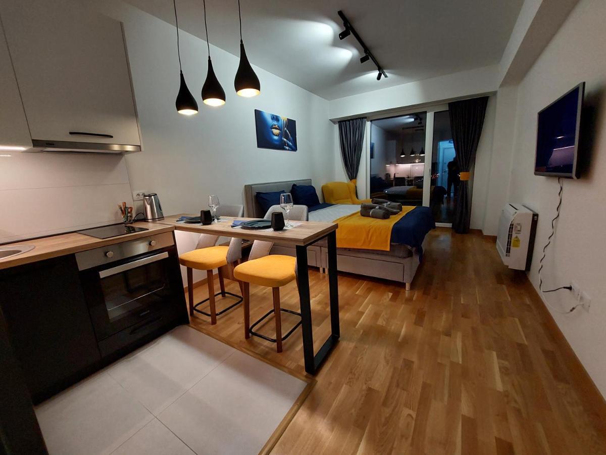 Box Apartment 斯科普里 外观 照片