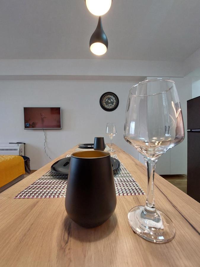 Box Apartment 斯科普里 外观 照片