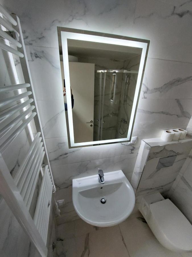 Box Apartment 斯科普里 外观 照片